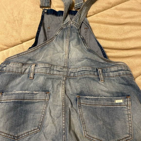 Bib Jean Overalls - Picture 11 of 12